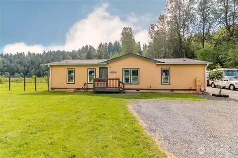 21513 Orville Rd E, Orting, WA 98360