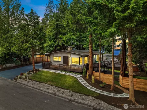 638 SW 299th Pl, Federal Way, WA 98023