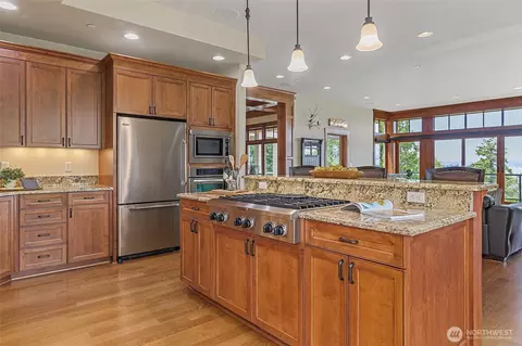 3430 Sevenich Dr, Everett, WA 98201 photo 10