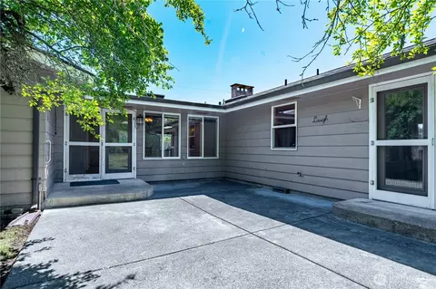Exterior - 45019 284th Ave SE, Enumclaw, WA 98022 photo 2 of 8
