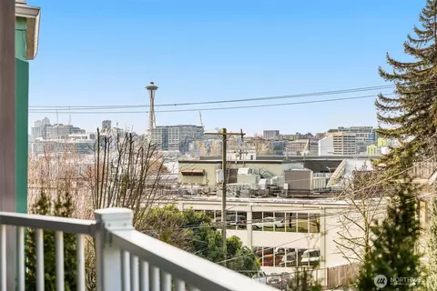 1906 Franklin Pl E #103, Seattle, WA 98102