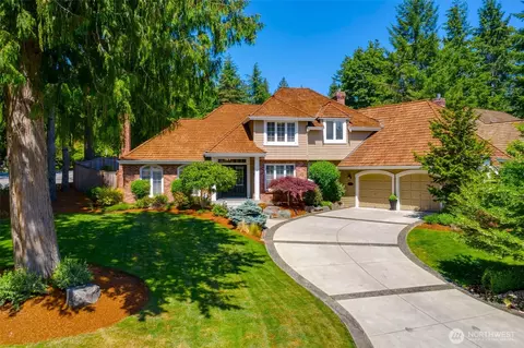 20520 NE 35th Pl, Sammamish, WA 98074