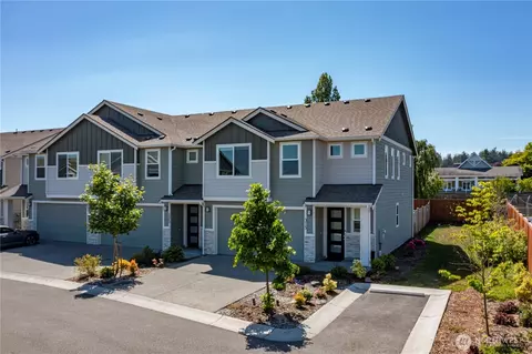 315 SW 315 Ballast Way, Oak Harbor, WA 98277