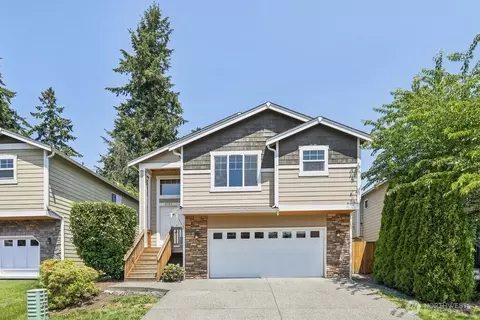 Exterior - 2103 131st Pl SW, Everett, WA 98204 photo 1 of 5