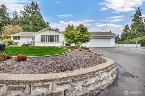 8402 57th Ave E, Puyallup, WA 98371