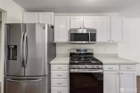 Kitchen - 502 NW Alexander Ct, Orting, WA 98360 photo 1 of 3