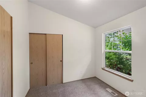 Bedroom - 502 NW Alexander Ct, Orting, WA 98360 photo 4 of 4