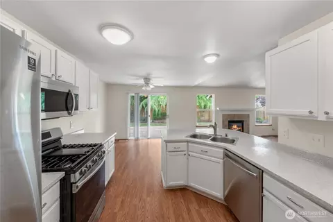 Kitchen - 502 NW Alexander Ct, Orting, WA 98360 photo 3 of 3