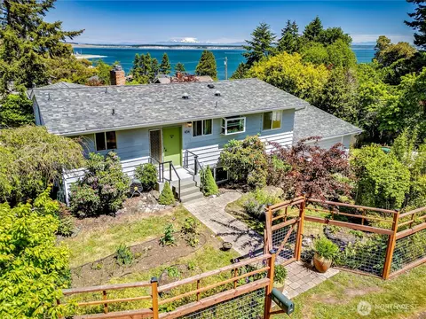 434 T St, Port Townsend, WA 98368
