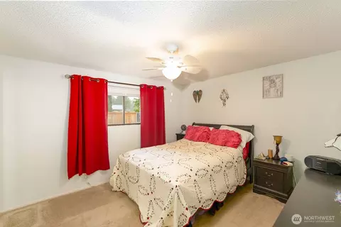 Bedroom - 10930 38th Dr SE, Everett, WA 98208 photo 1 of 3