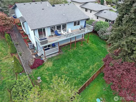 1235 View St, Camano Island, WA 98282
