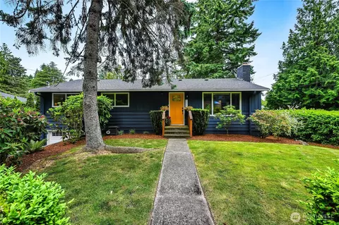 16062 21st Ave SW, Burien, WA 98166