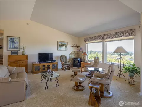 71 Onyx Ln, Sequim, WA 98382 photo 5