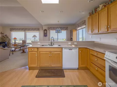 71 Onyx Ln, Sequim, WA 98382 photo 13