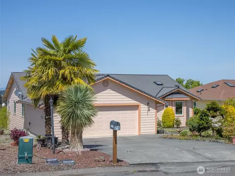 71 Onyx Ln, Sequim, WA 98382 photo 2