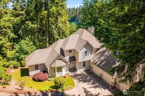 25910 227th Pl SE, Maple Valley, WA 98038