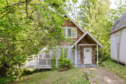 4662 SE Inwood Ln, Port Orchard, WA 98367