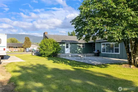 209 E 3rd St, Everson, WA 98247 photo 37