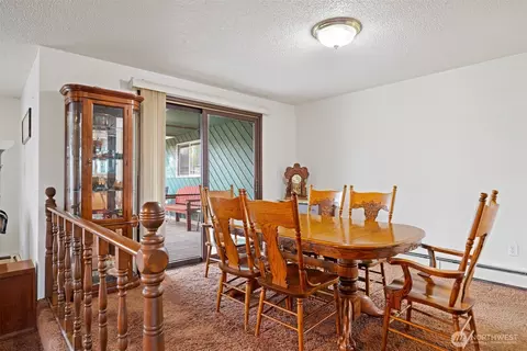 209 E 3rd St, Everson, WA 98247 photo 9