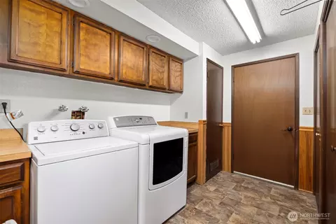 209 E 3rd St, Everson, WA 98247 photo 29