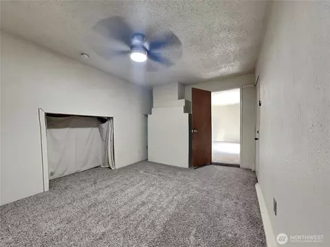 Bedroom - 17103 15th Ave E, Spanaway, WA 98387 photo 3 of 10