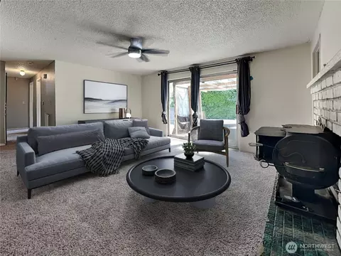 Living - 17103 15th Ave E, Spanaway, WA 98387 photo 2 of 4