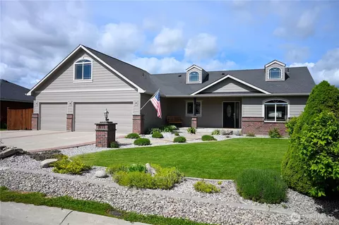 913 N High Desert Dr, Deer Park, WA 99006