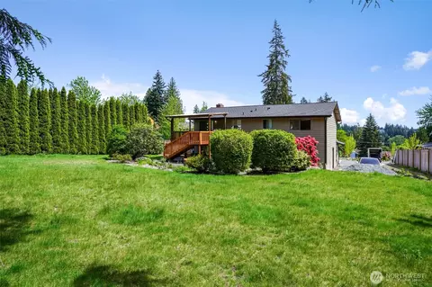 Exterior - 16604 3rd Ave SE, Bothell, WA 98012 photo 3 of 6