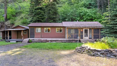 136 Tamarack Ln, Dayton, WA 99328
