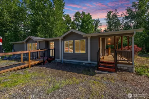 1215 E Smith Rd, Bellingham, WA 98226