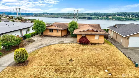 2608 Bridgeview Dr, Tacoma, WA 98406