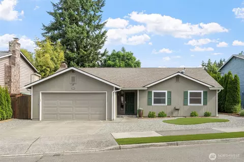 2620 NE 23rd Pl, Renton, WA 98056