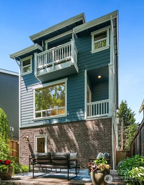 1414 25th Ave #B, Seattle, WA 98122