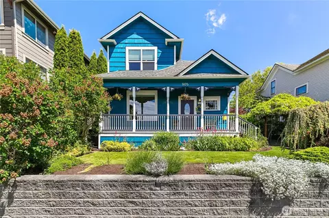 805 11th St, Bellingham, WA 98225