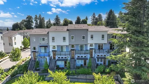 14528 35th Ave NE, Lake Forest Park, WA 98155