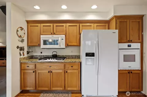 Kitchen - 14406 144th St E, Orting, WA 98360 photo 2 of 3