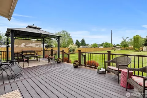 Exterior - 14406 144th St E, Orting, WA 98360 photo 8 of 12