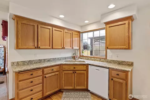 Kitchen - 14406 144th St E, Orting, WA 98360 photo 3 of 3