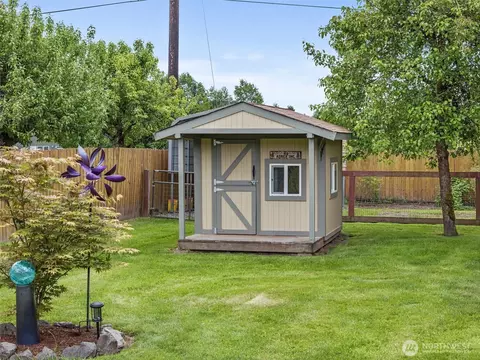 Exterior - 14406 144th St E, Orting, WA 98360 photo 5 of 12