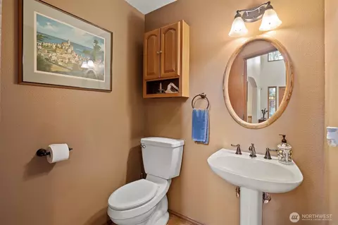 Bath - 14406 144th St E, Orting, WA 98360 photo 1 of 4