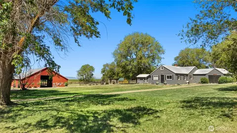 2421 Carroll Rd, Ellensburg, WA 98926