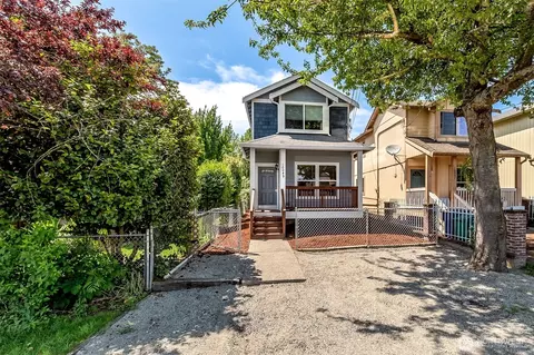 10049 17th Ave SW, Seattle, WA 98146