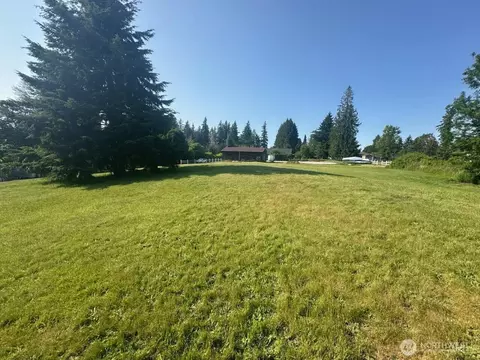 1713 94th Ave E, Edgewood, WA 98371
