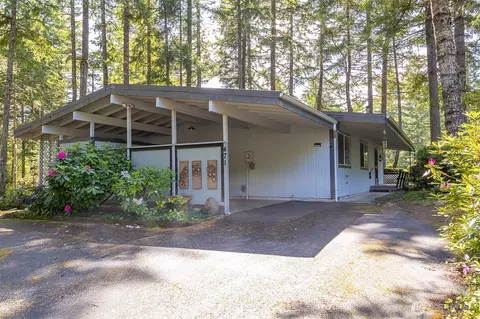 471 E Michelle Dr, Union, WA 98592