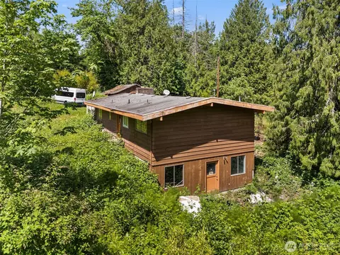 20247 SE 206th St, Maple Valley, WA 98038