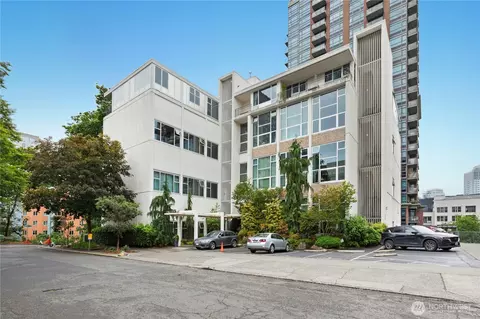 1000 Union St #305, Seattle, WA 98101