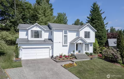 23020 SE 282nd Ct, Maple Valley, WA 98038