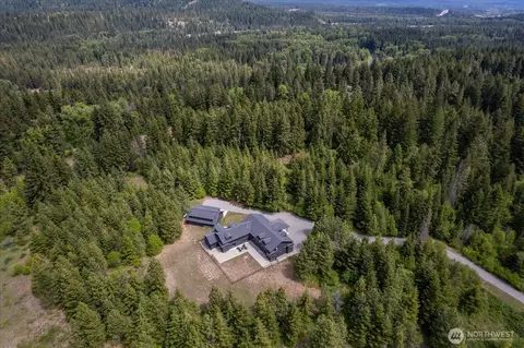 1385 Stone Ridge Dr, Cle Elum, WA 98922