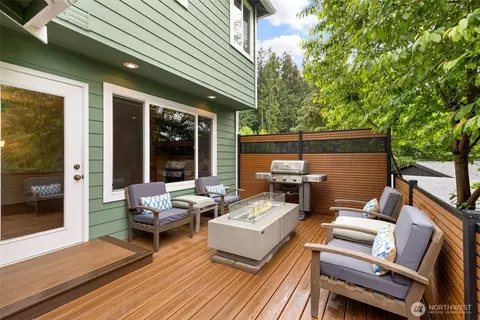 Exterior - 4309 Crescent Ave, Everett, WA 98203 photo 3 of 8