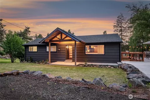 2903 Huntington Pl, Longview, WA 98632